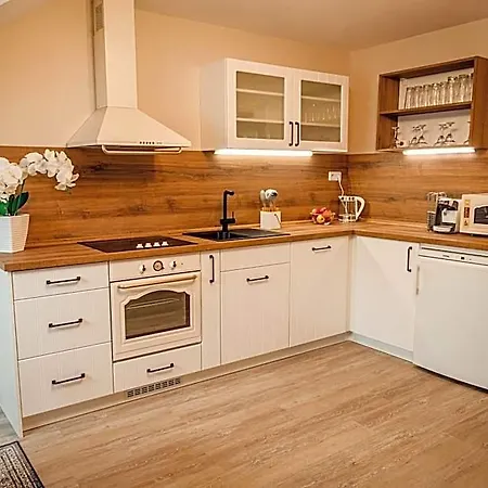 Nadstandardni Luxusni V Centru Ceske Lipy Apartmán
